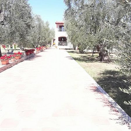 Borgo Cerasa Bed & Breakfast Весте Екстериор снимка