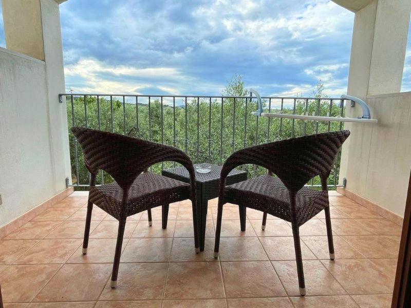 Borgo Cerasa Bed & Breakfast Весте Екстериор снимка