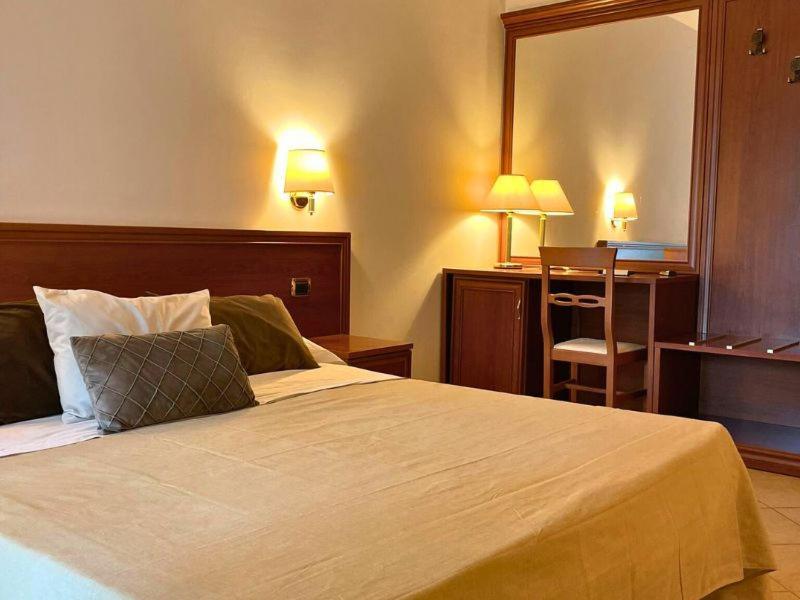 Borgo Cerasa Bed & Breakfast Весте Екстериор снимка